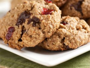 oatmeal-cherry-cookie-ts-133892226